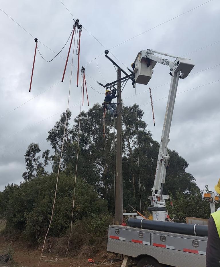 Estos trabajos incluyeron instalación de nuevos equipos en la red troncal que une a Los Álamos y Cañete